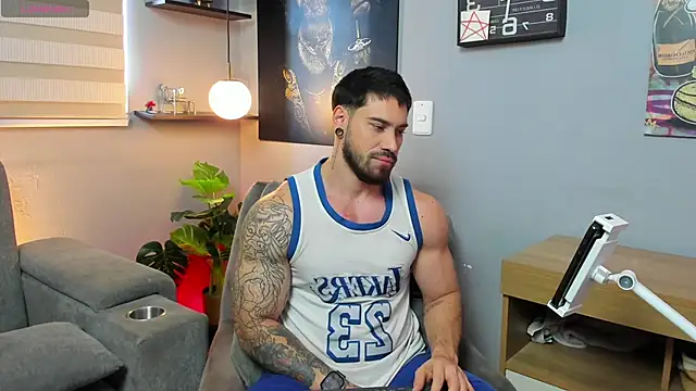 Snapshot of Giorgio-Leone chatting on May 2026 08:10:02 PM Giorgio-Leone online show from May 2026 08:10:02 PM