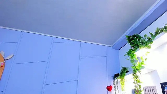 nathalie rossel online show from November 2025 07:13:02 PM