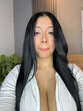 Snapshot of Valery_Evaans chatting on July 2026 04:10:01 AM Valery Evaans online show from July 2026 04:10:01 AM