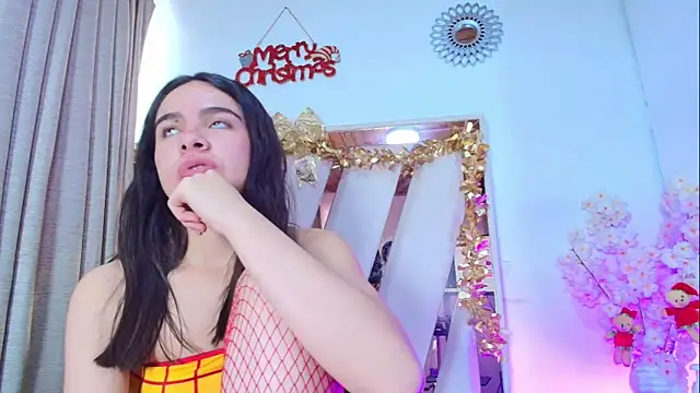 dafne queenn online show from December 2025 01:18:02 PM