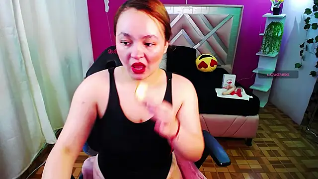 Snapshot of Naiara_Sex_ chatting on January 2025 12:15:02 PM Naiara Sex  online show from January 2025 12:15:02 PM