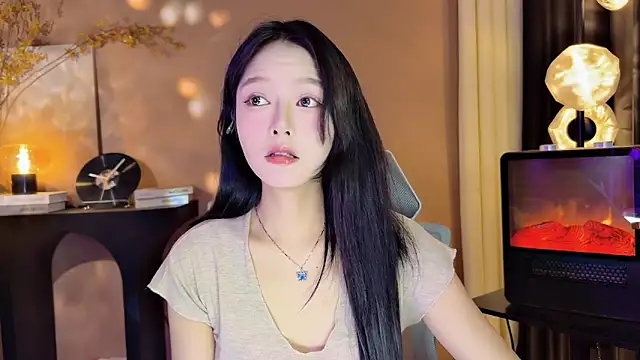 xiaodaibabyy online show from December 2024 06:25:02 AM