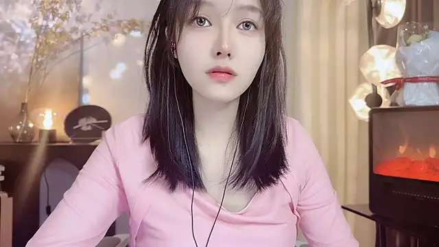 xiaodaibabyy online show from December 2024 10:39:01 AM