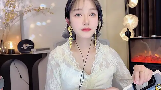 xiaodaibabyy online show from January 2025 03:31:02 PM