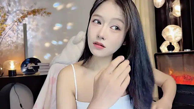 xiaodaibabyy online show from March 2025 01:42:01 PM