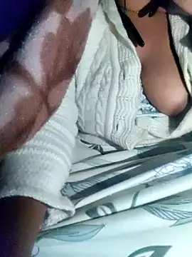 lovelyruhi online show from December 2024 06:09:01 PM