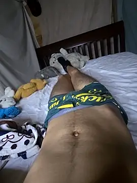 jose5320 20 online show from December 2025 09:32:01 PM