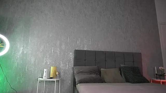 KatelynSparks online show from November 2025 07:18:01 AM