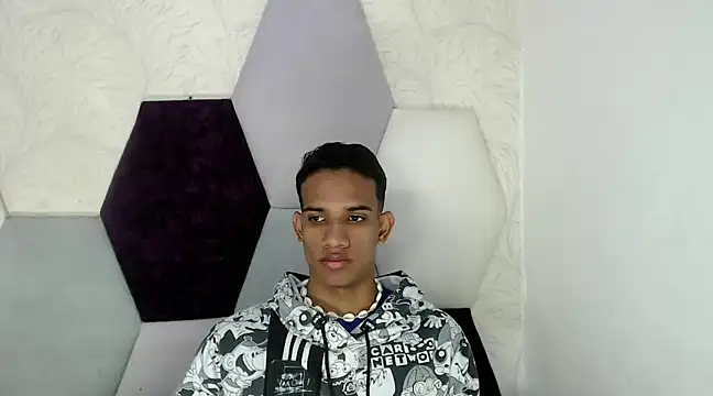 AbrahanBratz online show from December 2024 12:22:02 PM