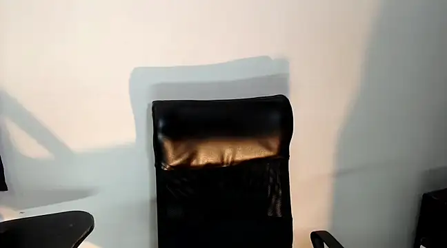 AbrahanBratz online show from December 2024 03:49:02 PM