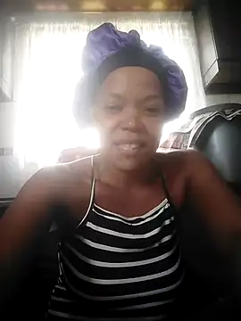 Snapshot of Feathergal69_ chatting on December 2024 07:49:02 AM Feathergal69 online show from December 2024 07:49:02 AM