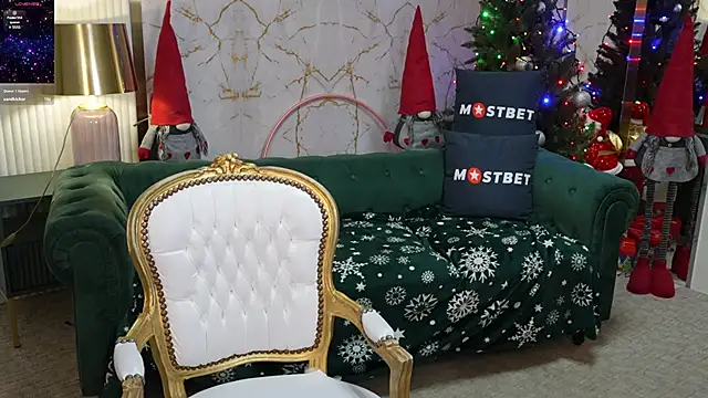 Snapshot of Julia__Star_ chatting on December 2024 08:33:02 AM Julia Star online show from December 2024 08:33:02 AM
