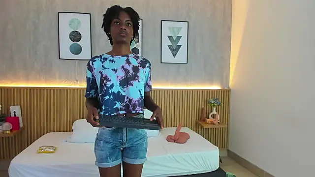 Snapshot of kenya_stone_1 chatting on February 2026 05:24:01 PM kenya stone 1 online show from February 2026 05:24:01 PM