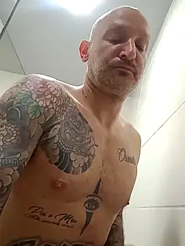 Snapshot of rolesexy chatting on November 2025 02:39:02 AM rolesexy online show from November 2025 02:39:02 AM