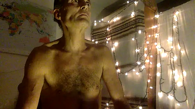 TowaFreespirit online show from December 2024 10:17:01 PM