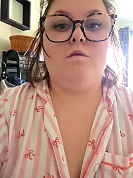 Tallulah-mae-xoxox online show from March 2026 01:45:01 PM