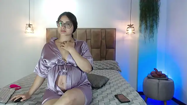 aleejhandraa online show from January 2026 03:55:01 AM