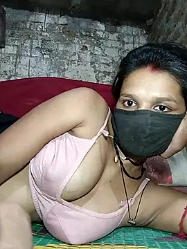 Snapshot of Hoty_girl_143 chatting on May 2026 02:50:01 AM Hoty girl 143 online show from May 2026 02:50:01 AM