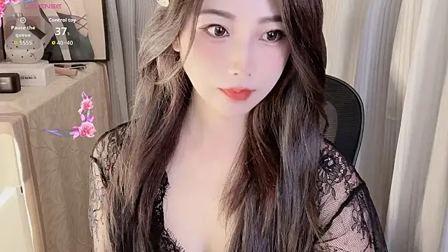 Blossom-666 online show from July 2026 04:32:01 AM