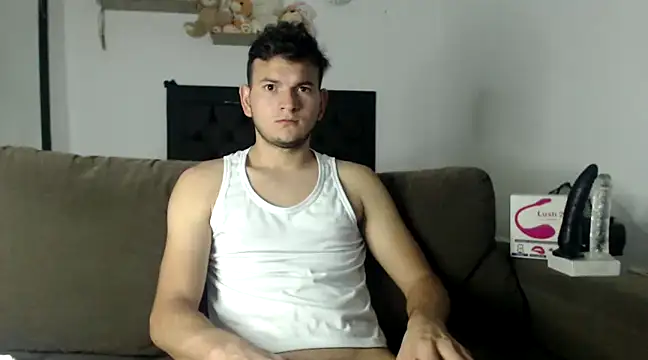 Snapshot of Latin_Boy24 chatting on March 2025 04:21:01 PM Latin Boy24 online show from March 2025 04:21:01 PM