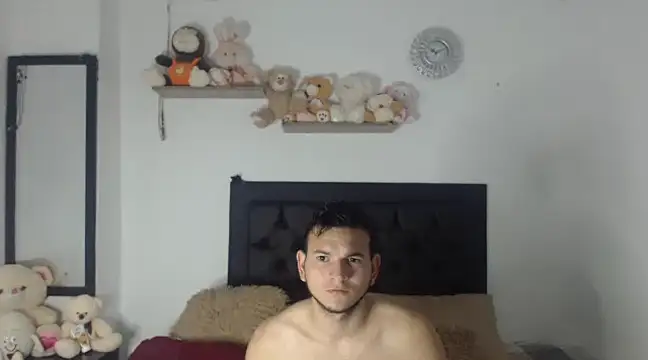 Snapshot of Latin_Boy24 chatting on March 2025 02:30:02 AM Latin Boy24 online show from March 2025 02:30:02 AM