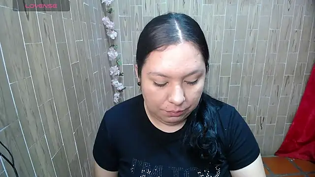 solyeria online show from May 2026 04:30:02 AM
