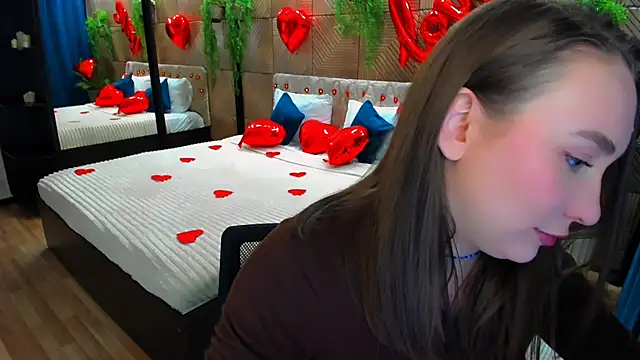 Snapshot of TrueReincarnation chatting on February 2026 07:10:02 PM TrueReincarnation online show from February 2026 07:10:02 PM