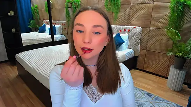 Snapshot of TrueReincarnation chatting on February 2026 04:07:02 PM TrueReincarnation online show from February 2026 04:07:02 PM