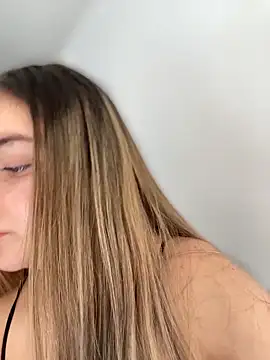 imlindapink online show from December 2025 04:56:01 PM