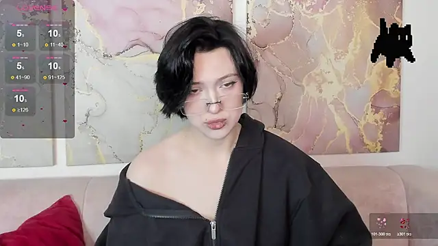 fiamoory online show from February 2026 01:20:01 AM