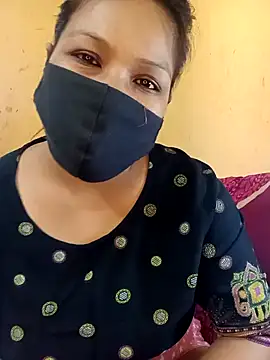 Snapshot of Radhikadavi879 chatting on March 2025 11:55:02 AM Radhikadavi879 online show from March 2025 11:55:02 AM