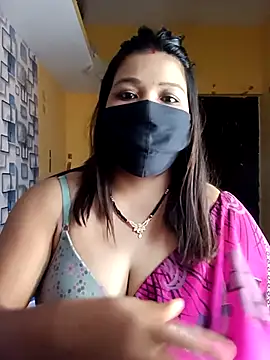 Snapshot of Radhikadavi879 chatting on September 2025 06:16:02 AM Radhikadavi879 online show from September 2025 06:16:02 AM