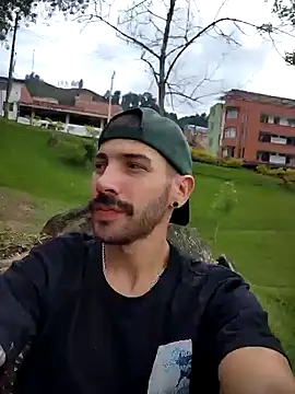 Snapshot of Guyinthemountain chatting on January 2025 08:26:01 PM Guyinthemountain online show from January 2025 08:26:01 PM