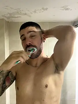 Snapshot of Guyinthemountain chatting on September 2025 11:15:02 PM Guyinthemountain online show from September 2025 11:15:02 PM