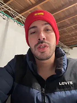 Snapshot of Guyinthemountain chatting on October 2025 04:26:01 PM Guyinthemountain online show from October 2025 04:26:01 PM