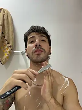 Snapshot of Guyinthemountain chatting on March 2026 05:34:01 PM Guyinthemountain online show from March 2026 05:34:01 PM