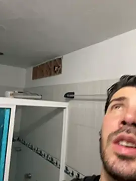 Snapshot of Guyinthemountain chatting on April 2026 10:01:02 PM Guyinthemountain online show from April 2026 10:01:02 PM