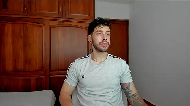 Guyinthemountain online show from May 2026 01:17:02 PM