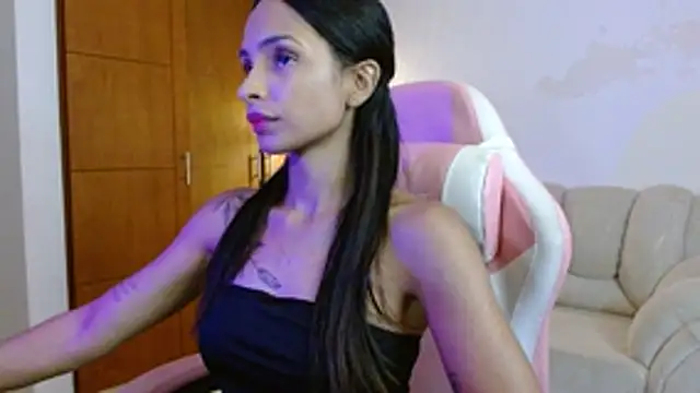 AnnitaSerna  online show from November 2025 04:02:02 AM