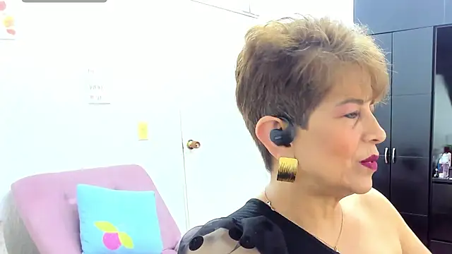 Angelina Stone 65 online show from September 2025 10:04:01 PM