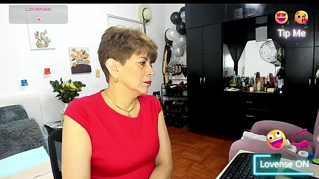 Angelina Stone 65 online show from January 2026 11:18:01 PM