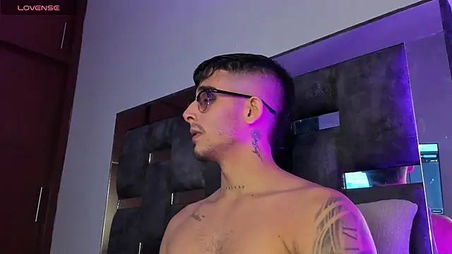 iamcamiloo  online show from March 2025 03:47:01 AM