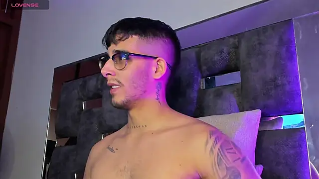 iamcamiloo  online show from March 2025 12:48:02 AM