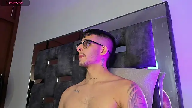 iamcamiloo  online show from March 2025 06:57:02 AM