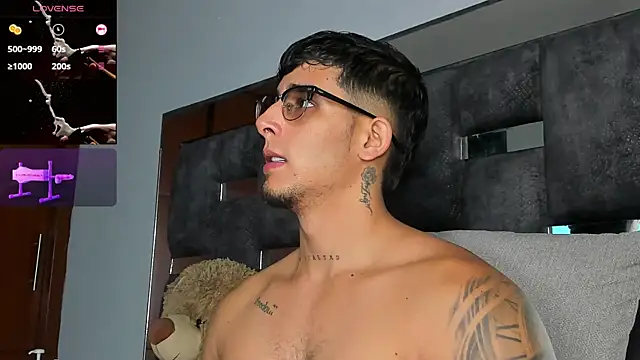 iamcamiloo  online show from October 2025 04:56:01 AM