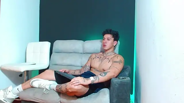 JUSTIN FULLER1 online show from March 2026 07:03:02 AM