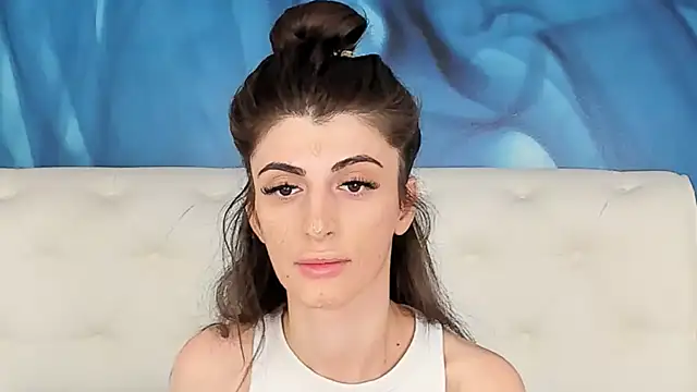 SkinnyDolly online show from September 2025 02:11:02 AM