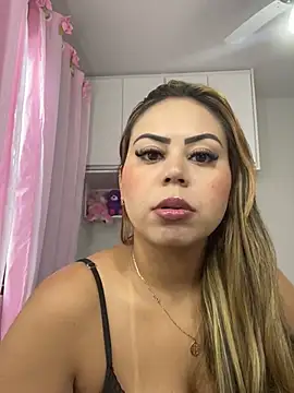 lariic online show from January 2025 01:14:01 PM