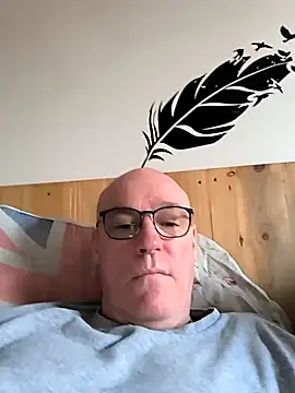 bogland33 online show from March 2025 05:05:01 PM