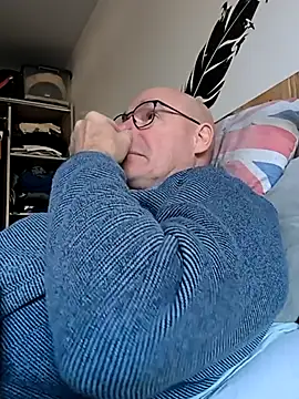 bogland33 online show from November 2025 01:59:02 PM